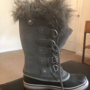 Grey Sorel Winter Boots size 7